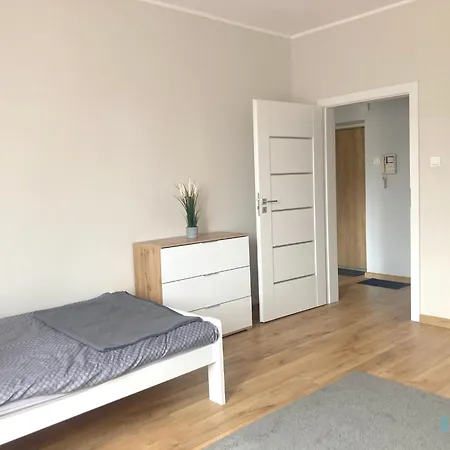 Manhattan - 15 Minutes To Seaside Gdańsk