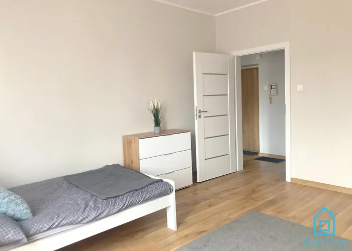 Manhattan - 15 Minutes To Seaside Danzica